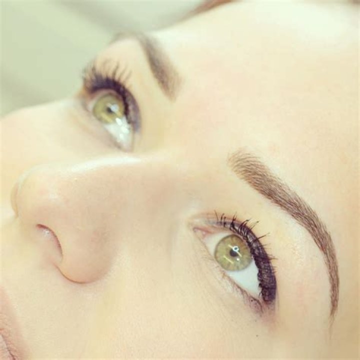 Can eyebrow tattoo be corrected?