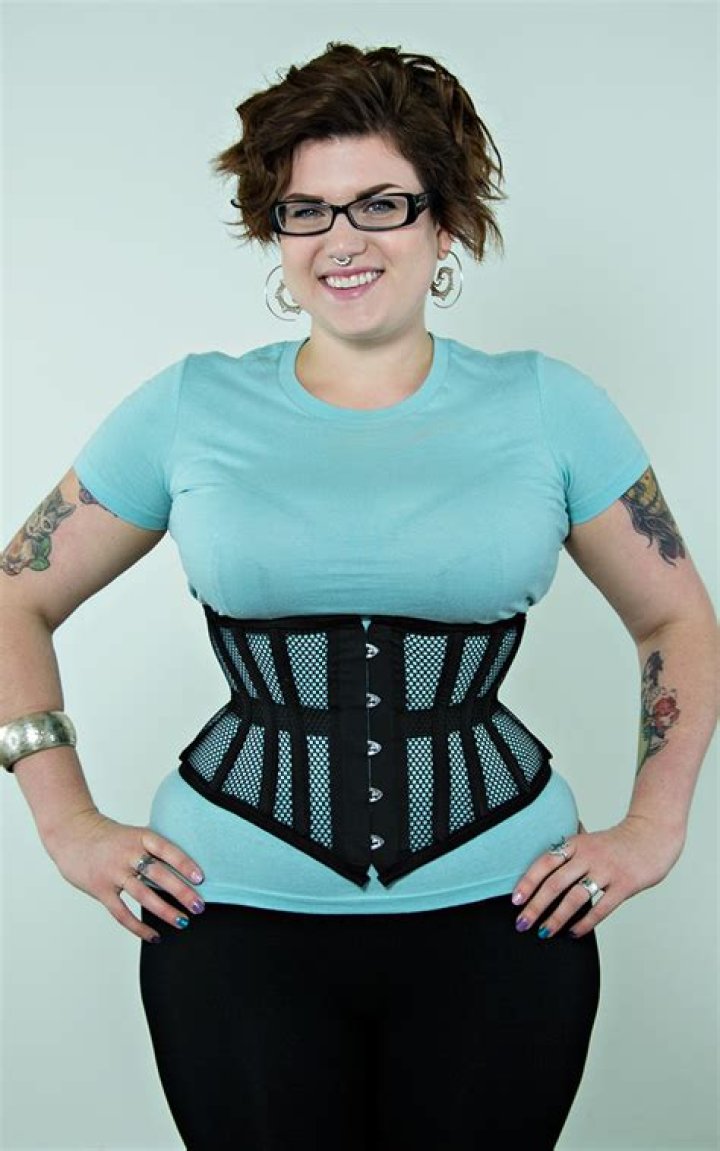 Can you shape your waist with a corset?