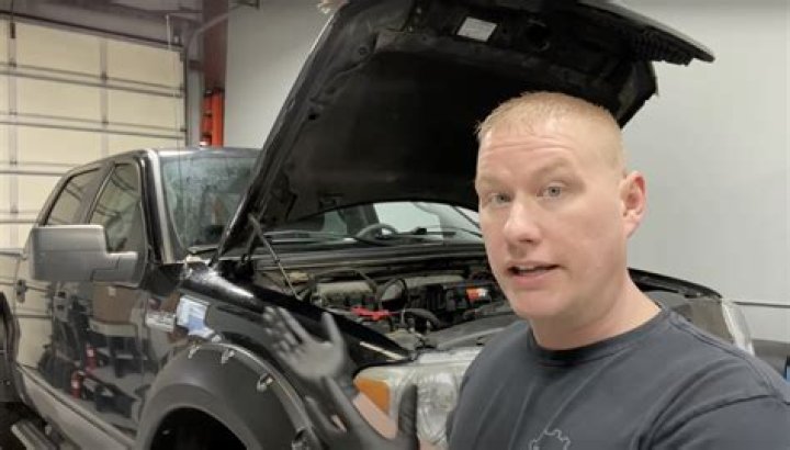 How big is the gas tank on a 2006 Ford Focus?