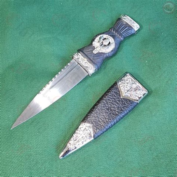 How long is a Sgian Dubh blade?