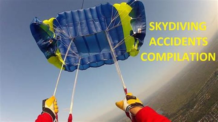 How many deaths are caused by skydiving?