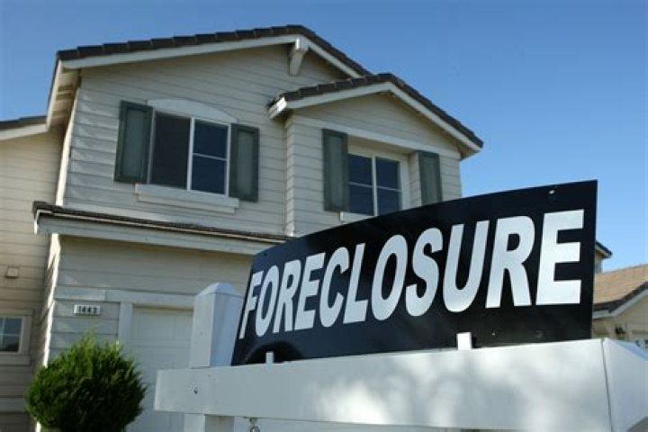 How many foreclosures are there in Georgia?