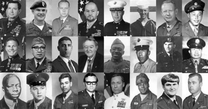 How many soldiers were awarded the Medal of Honor in ww2?