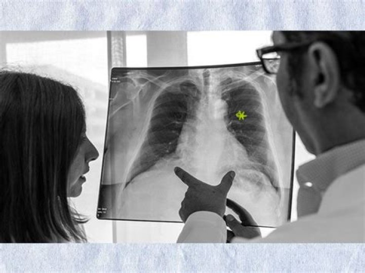 Should I be worried if my left lung hurts?