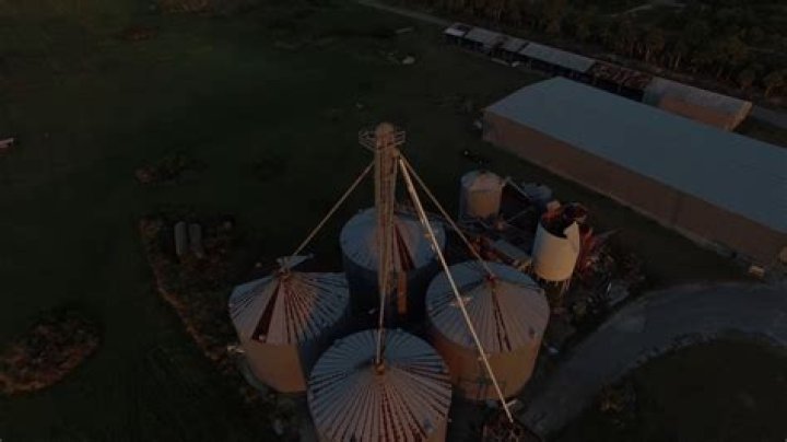 What app do I need to fly Phantom 3 professional?