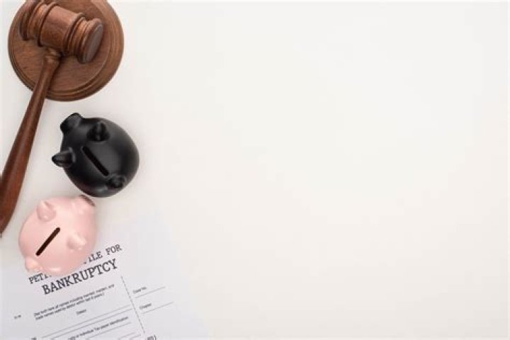 What are the benefits of filing Chapter 11?