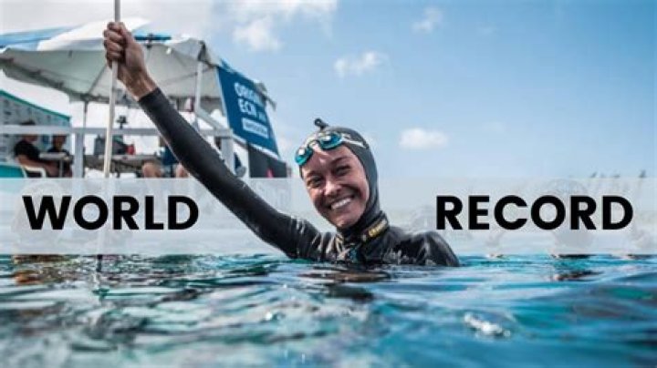 What is the current freediving world record?