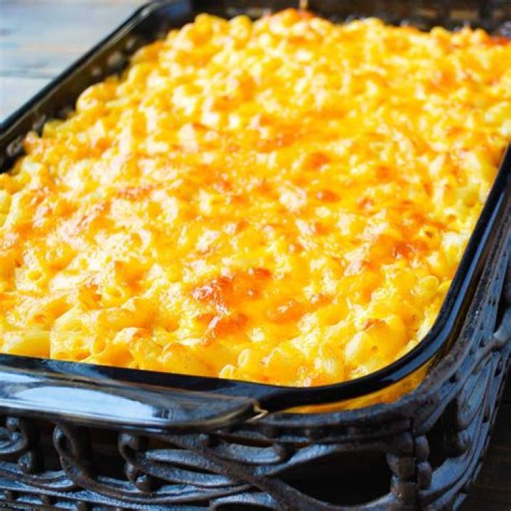 What is the secret to making the best macaroni and cheese?