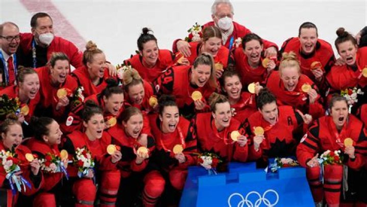 What medals did Canada win 2010?