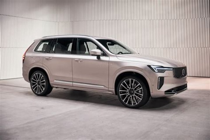 When did Volvo start making the XC90?