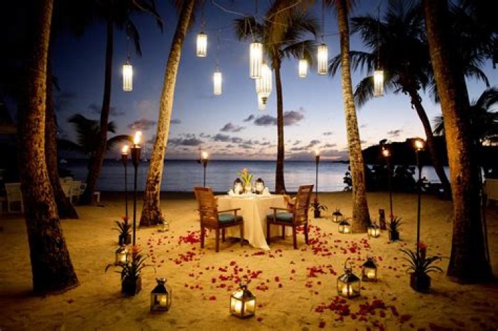 Where can we go for Valentine in Delhi?